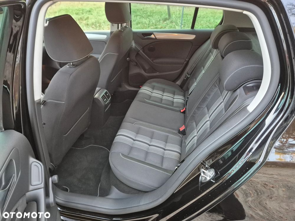 Volkswagen Golf 1.6 TDI DPF MATCH - 20