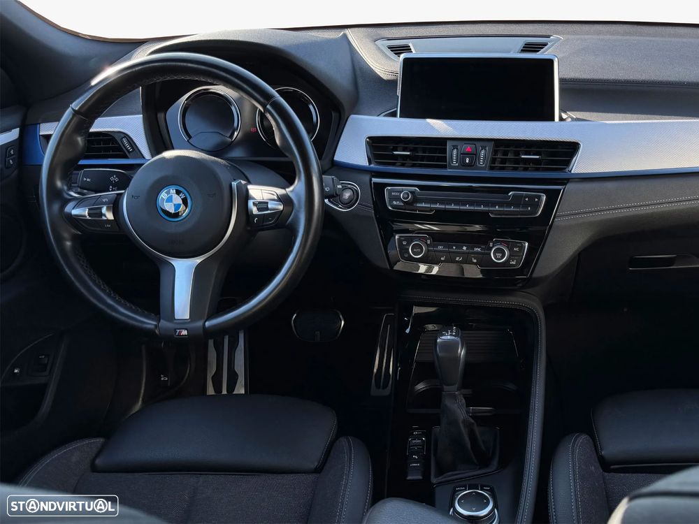 BMW X2 25 e xDrive X Pack M - 9