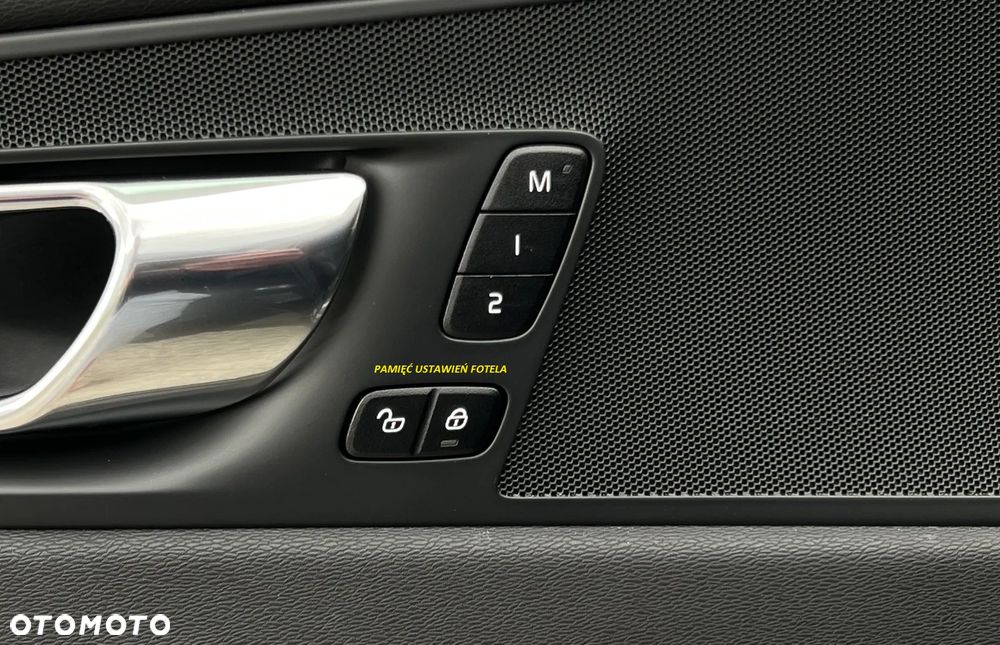 Volvo XC 60 B5 D AWD Geartronic RDesign - 14