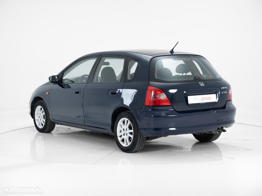 Honda Civic — fotografia 4