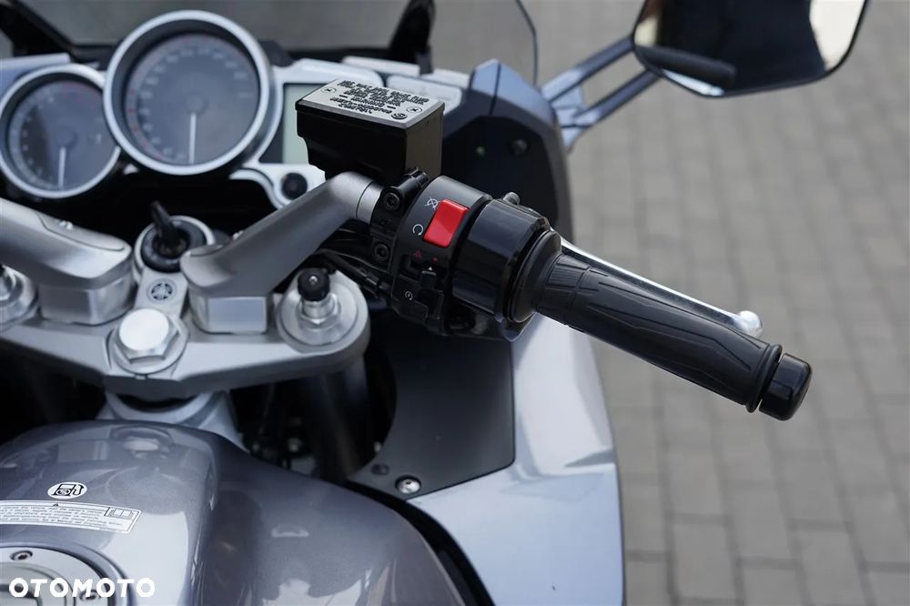 Yamaha FJR - 17