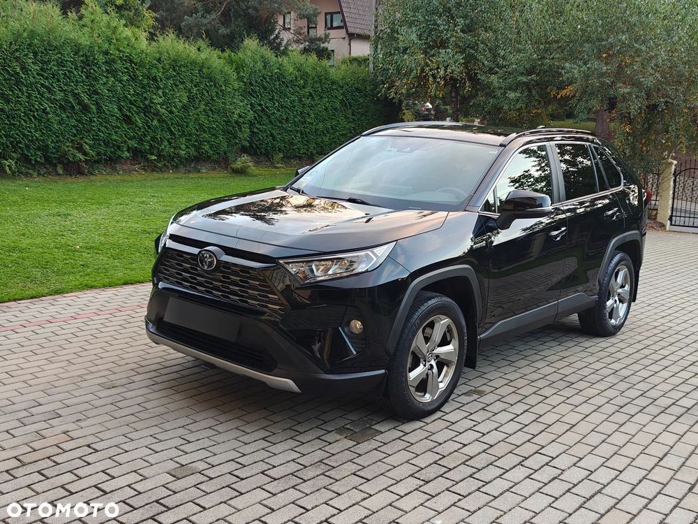 Toyota RAV4 - 1