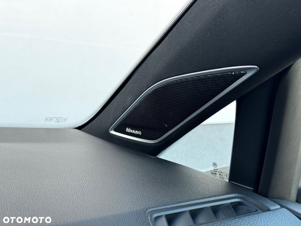 Volkswagen Golf - 20