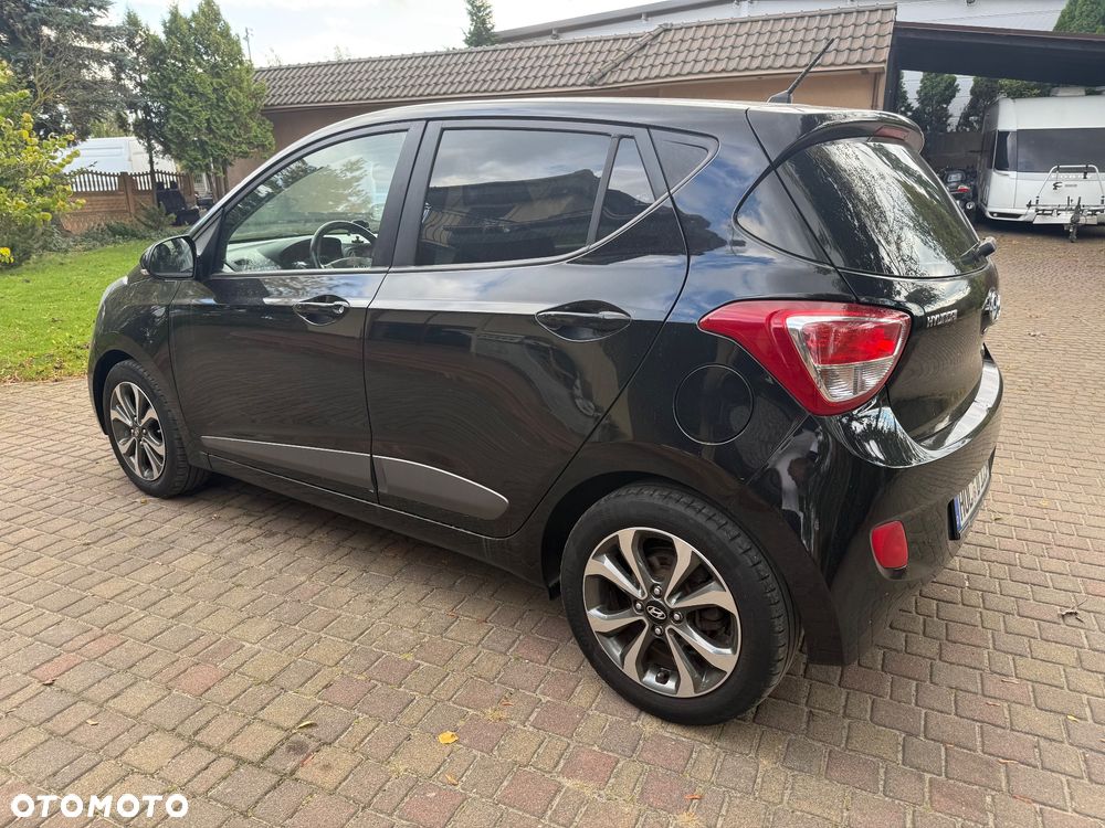 Hyundai i10 - 10