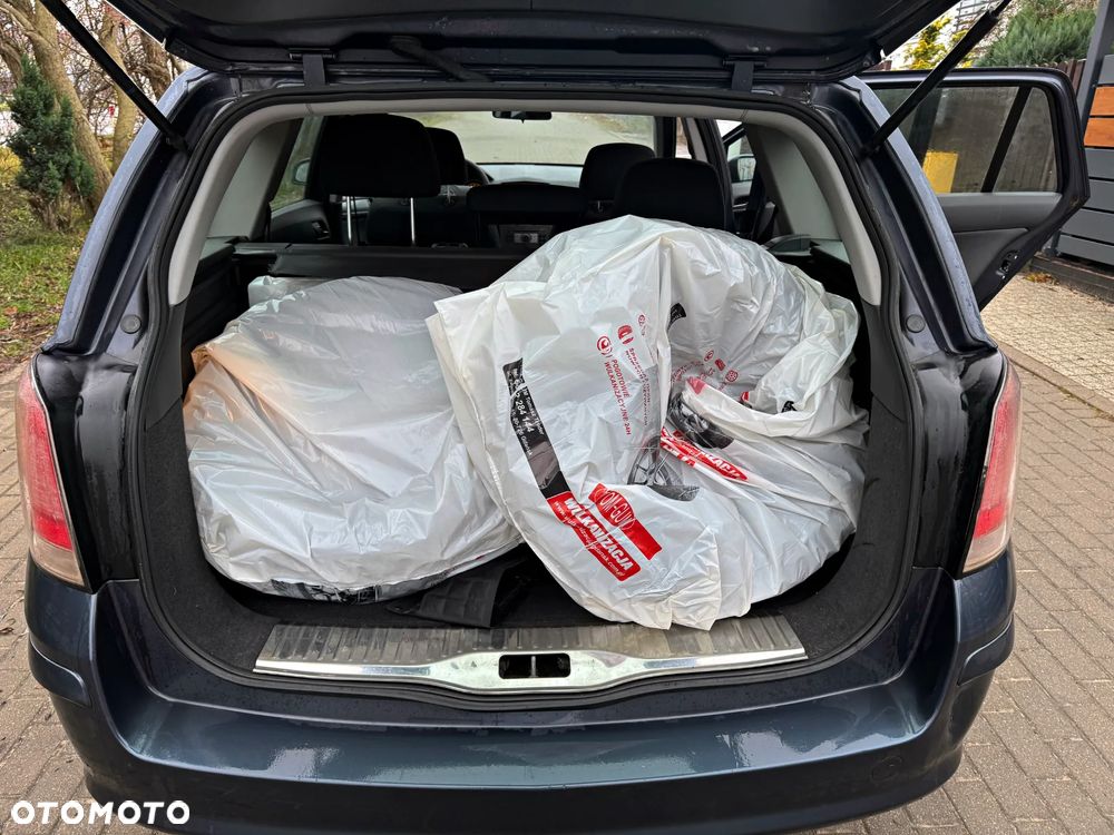 Opel Astra 1.9 CDTI DPF Edition Plus - 10