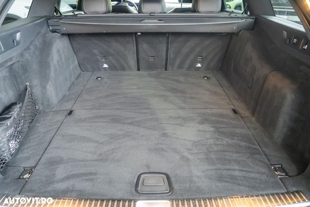 Mercedes-Benz E 220 d 4Matic T All-Terrain 9G-TRONIC Avantgarde - 12