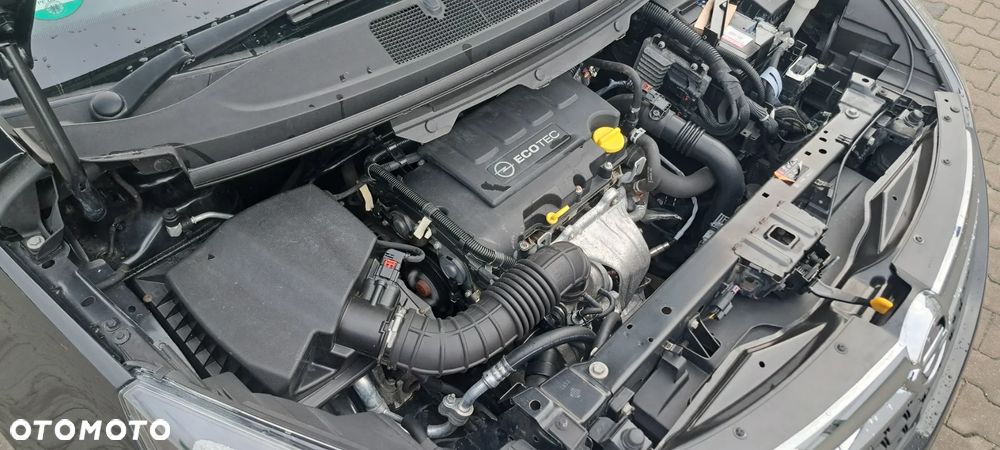 Opel Zafira - 33