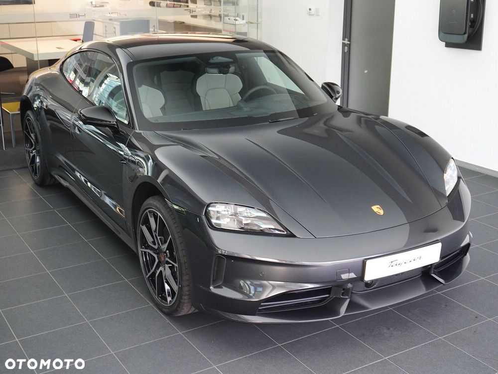 Porsche Taycan 105kWh 4 - 8