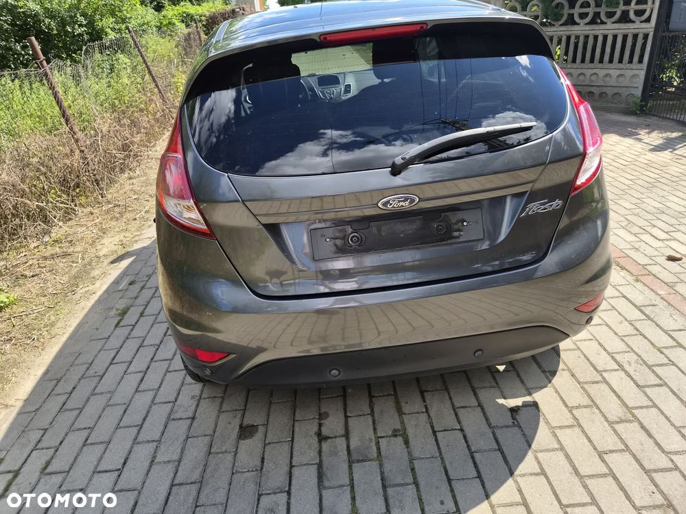 Ford Fiesta - 7