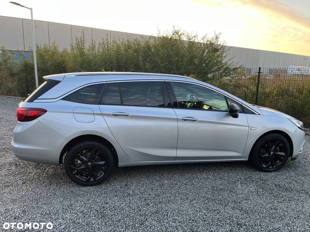 Opel Astra 1.4 Turbo Start/Stop Automatik Sports Tourer Ultimate - 4