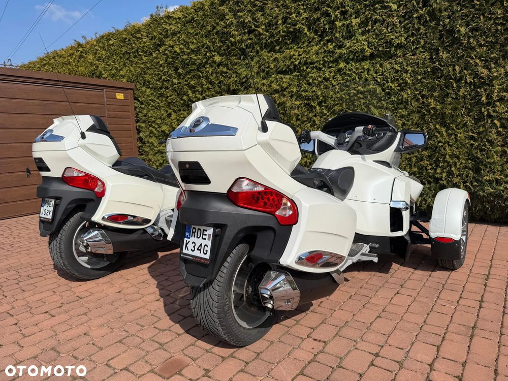 Can-Am Spyder - 4