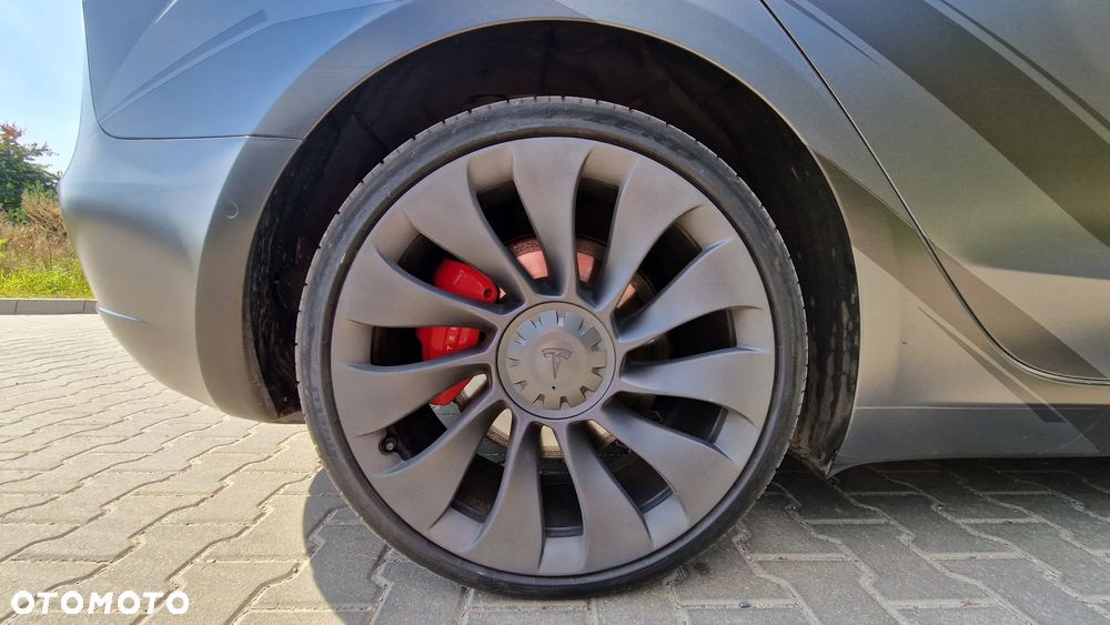 Tesla Model 3 Performance AWD - 13