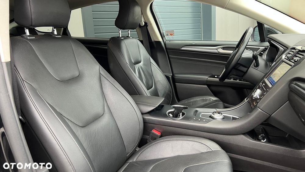 Ford Mondeo - 9