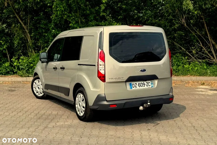 Ford Transit Connect - 10