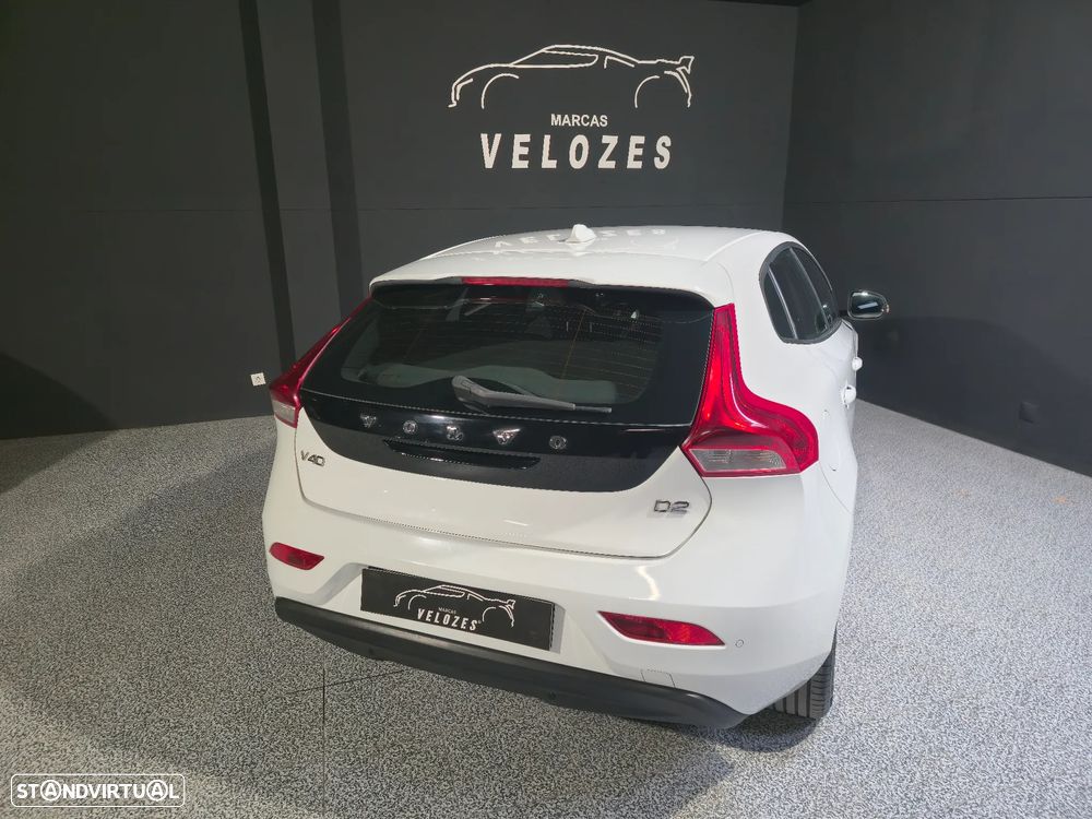 Volvo V40 2.0 D2 Kinetic - 14