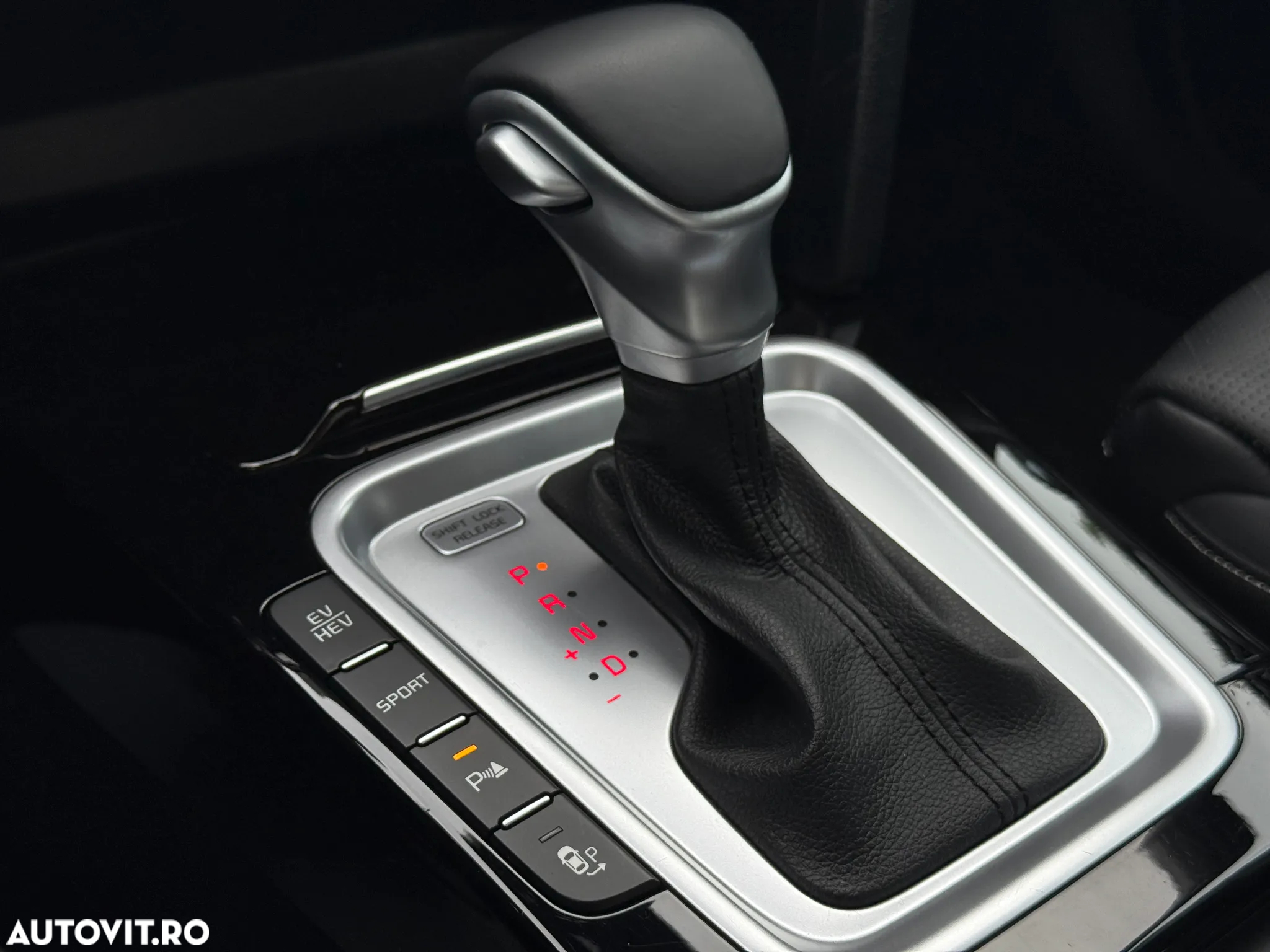 Kia XCeed 1.6 GDI DCT6 OPF Plug-in-Hybrid PLATINUM - 28