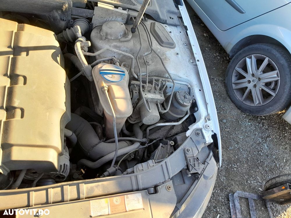 Dezmembrari  Audi A4 B8 (8K)  2007  > 2015 1.8 TFSI Benzina - 6