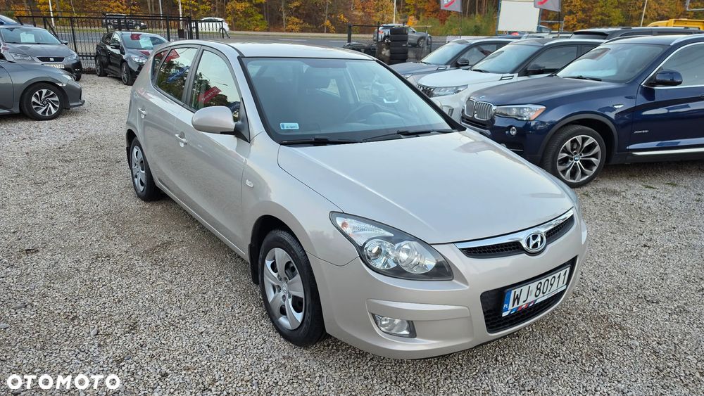 Hyundai i30 1.4 Comfort EU5 - 1