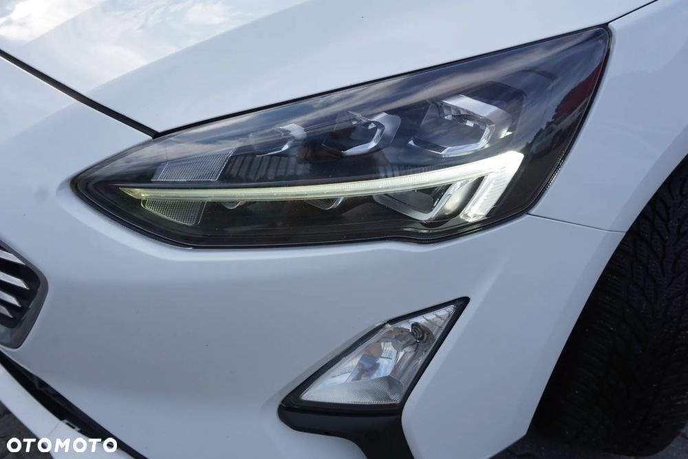 Ford Focus 2.0 EcoBlue Titanium Business - 29