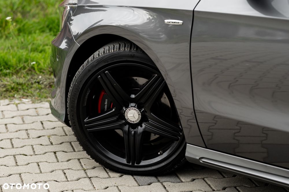 Mercedes-Benz Klasa A 250 Sport 4Matic 7G-DCT - 15