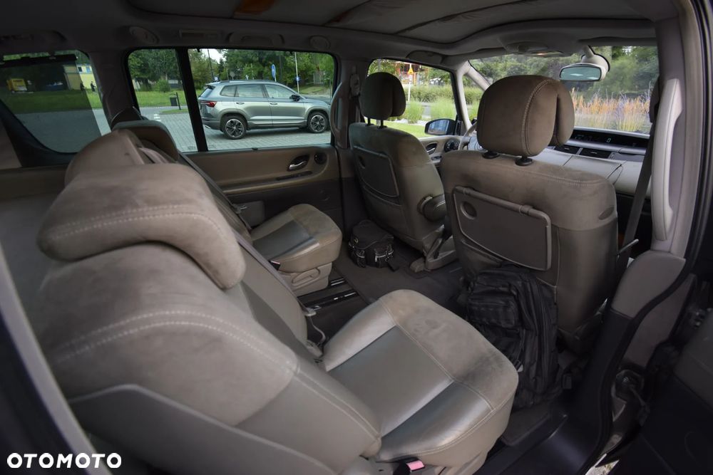Renault Espace 3.0 dCi Initiale - 16