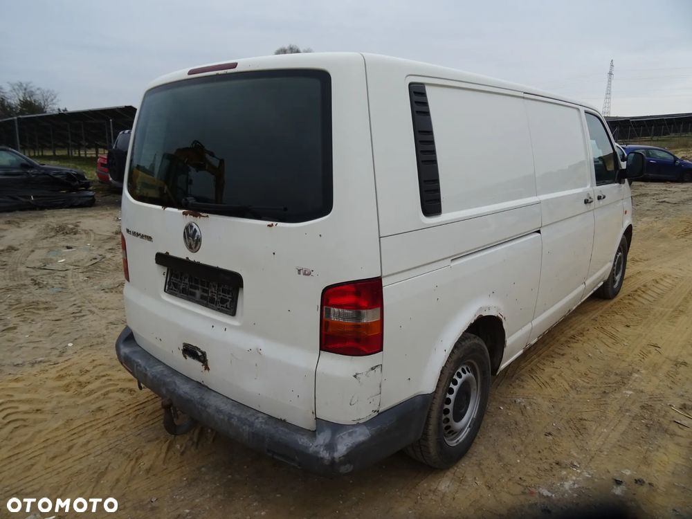 VW T5 części maska zderzak błotnik lampa silnik 2.5 - 8