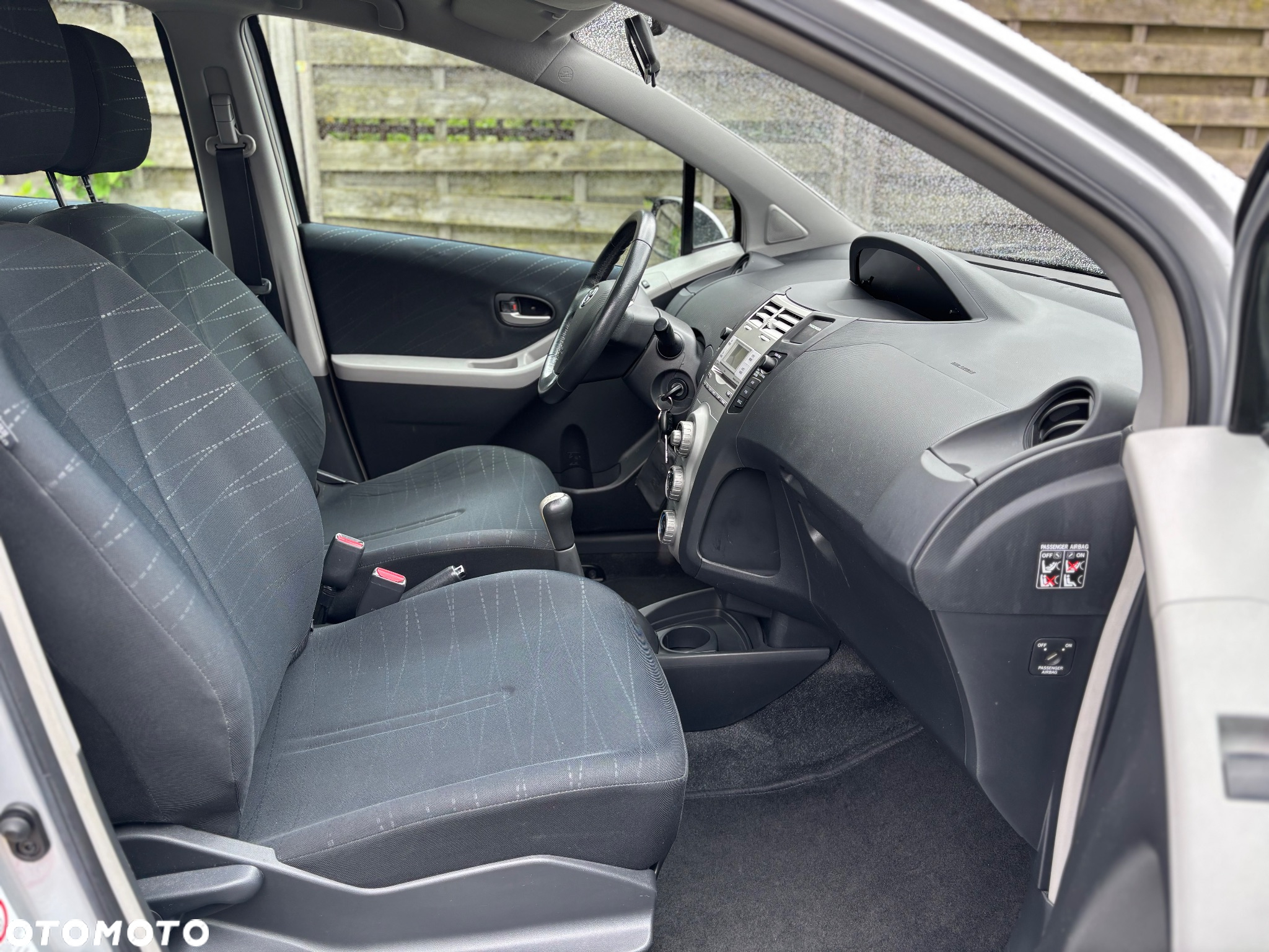 Toyota Yaris 1.3 VVT-i Cool - 23