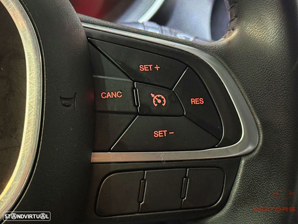 Fiat Tipo Station Wagon 1.3 M-Jet Lounge Tech - 24