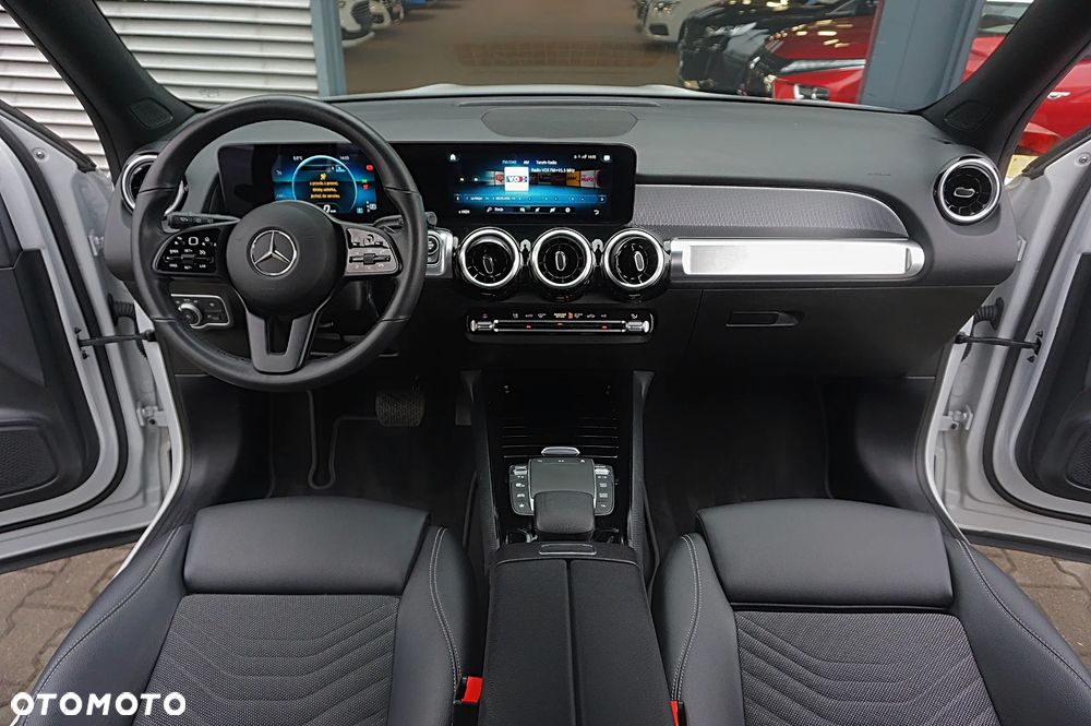 Mercedes-Benz GLB 200 7G-DCT - 14