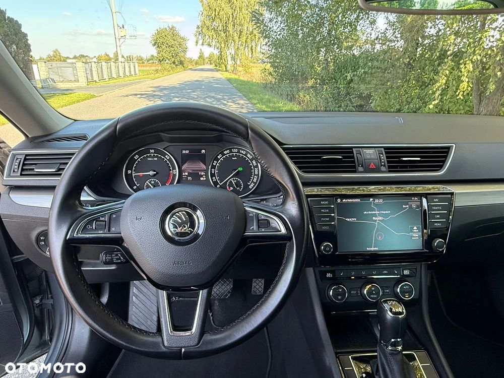 Skoda Superb 2.0 TDI 4x4 Active DSG - 20