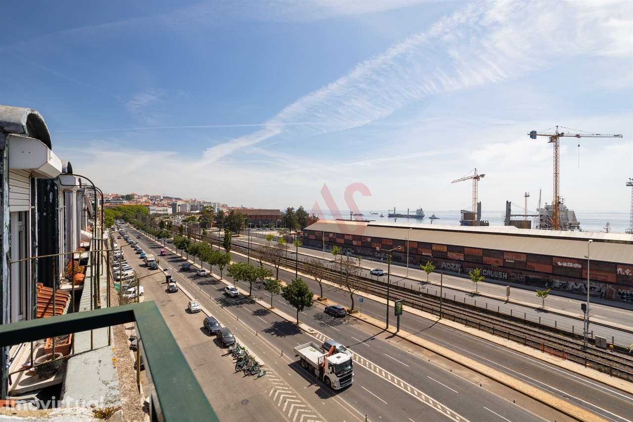 Apartamento T3+2 com Vista Deslumbrante sobre o Rio Tejo – Lisboa - Grande imagem: 3/26