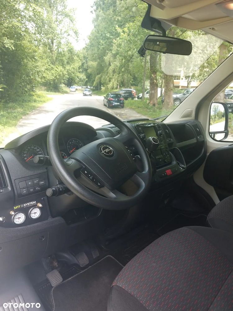 Opel Movano - 10