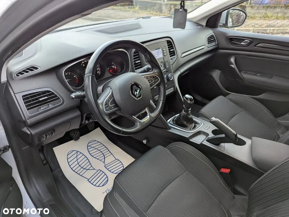 Renault Megane 1.5 dCi Business - 11