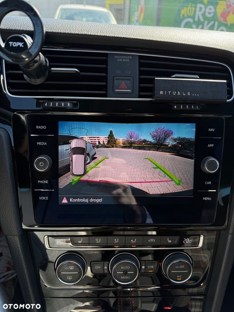 Volkswagen Golf GTI (BlueMotion Technology) DSG - 27