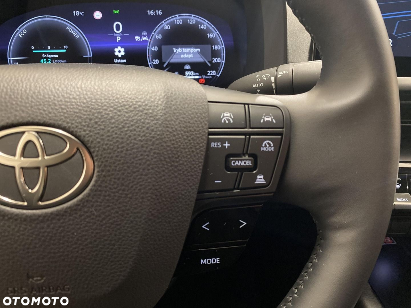 Toyota C-HR - 14