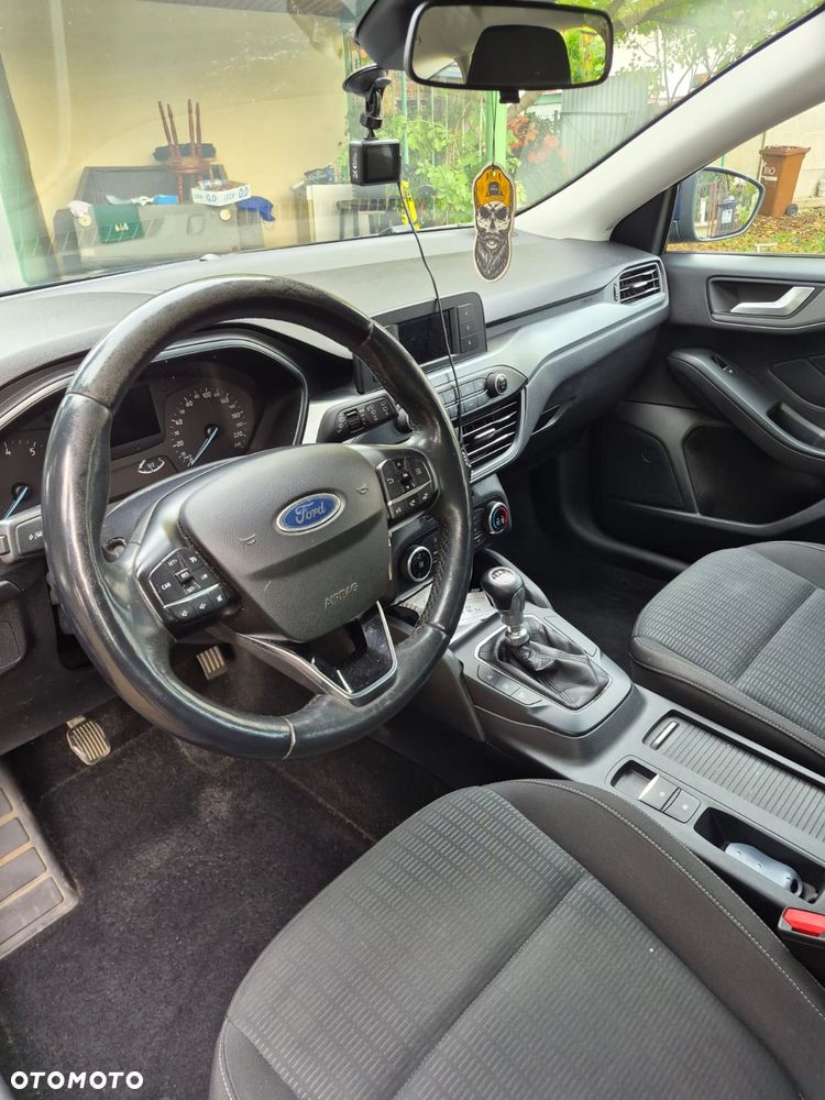 Ford Focus - 13
