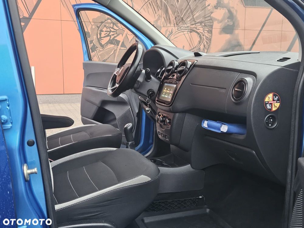 Dacia Lodgy 1.6 SCe Stepway S&S - 21