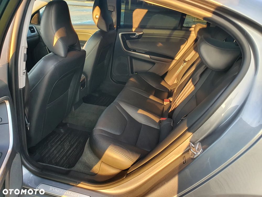 Volvo S60 - 9