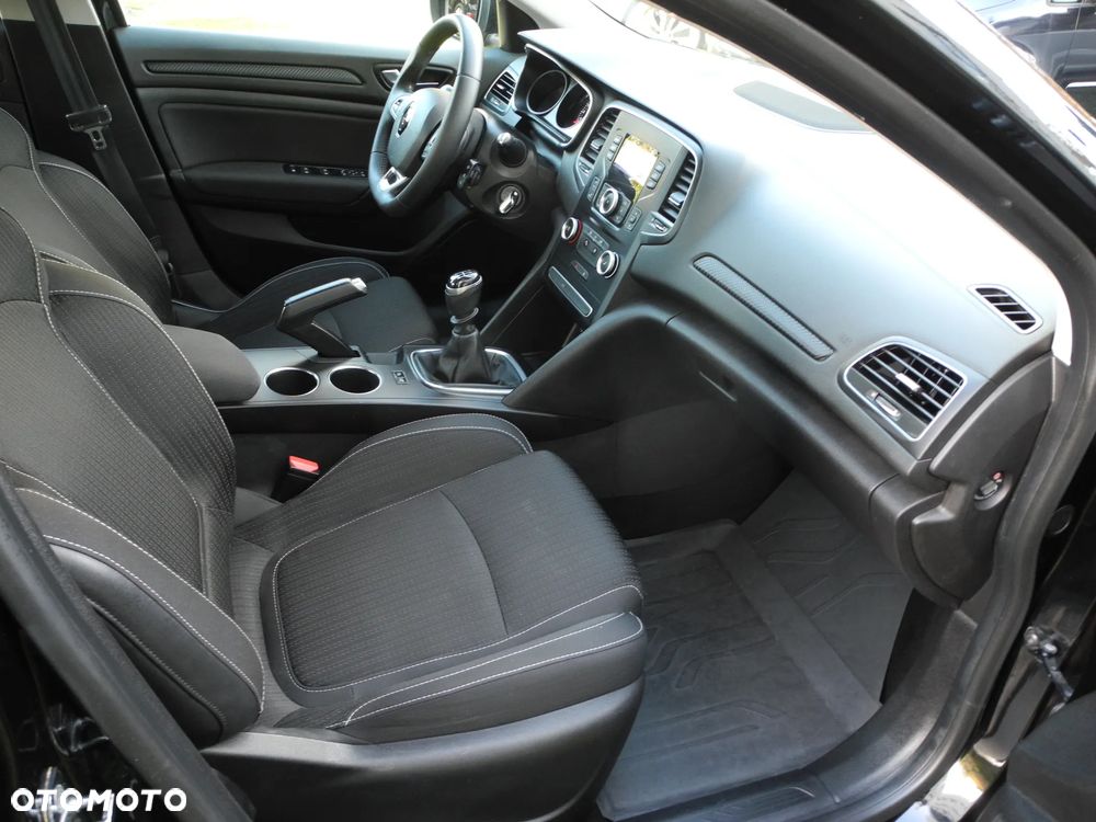 Renault Megane - 11