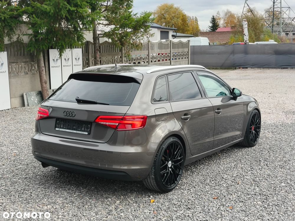 Audi A3 Sportback 1.6 TDI DPF Ambition - 31
