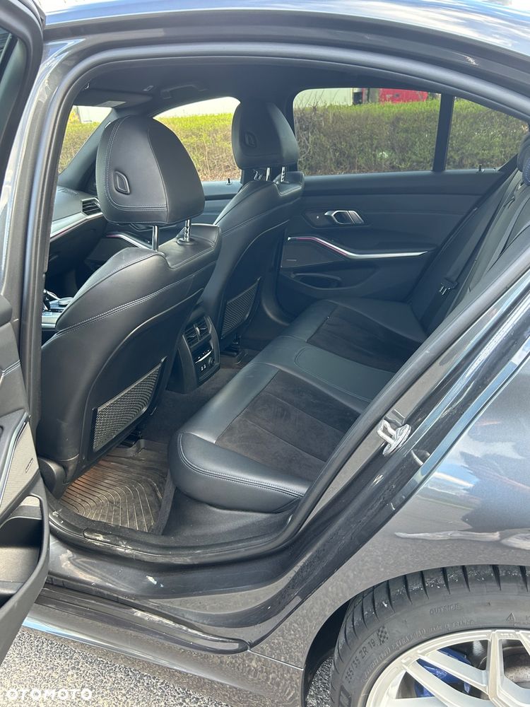 BMW Seria 3 M340i xDrive sport - 12