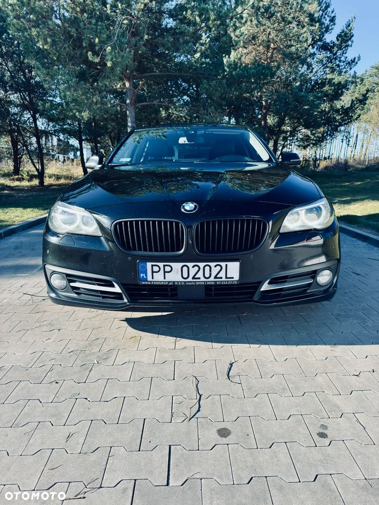 BMW Seria 5 520d xDrive - 5