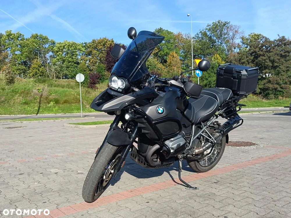 BMW R - 8