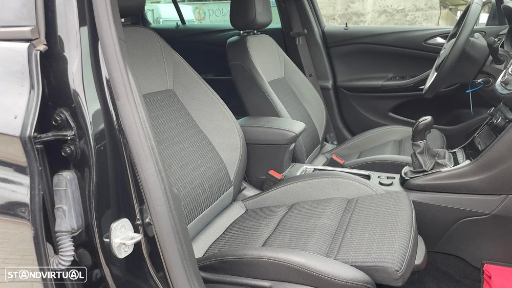 Opel Astra Sports Tourer 1.5 D S&S Elegance - 17