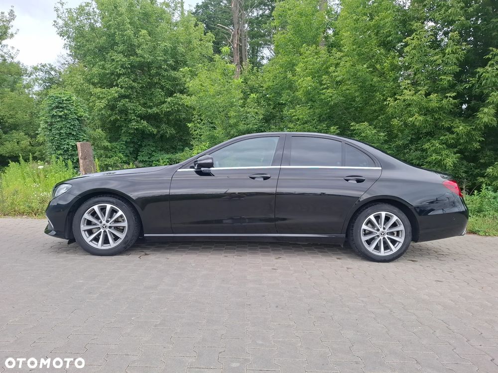 Mercedes-Benz Klasa E 200 d 9G-TRONIC - 11