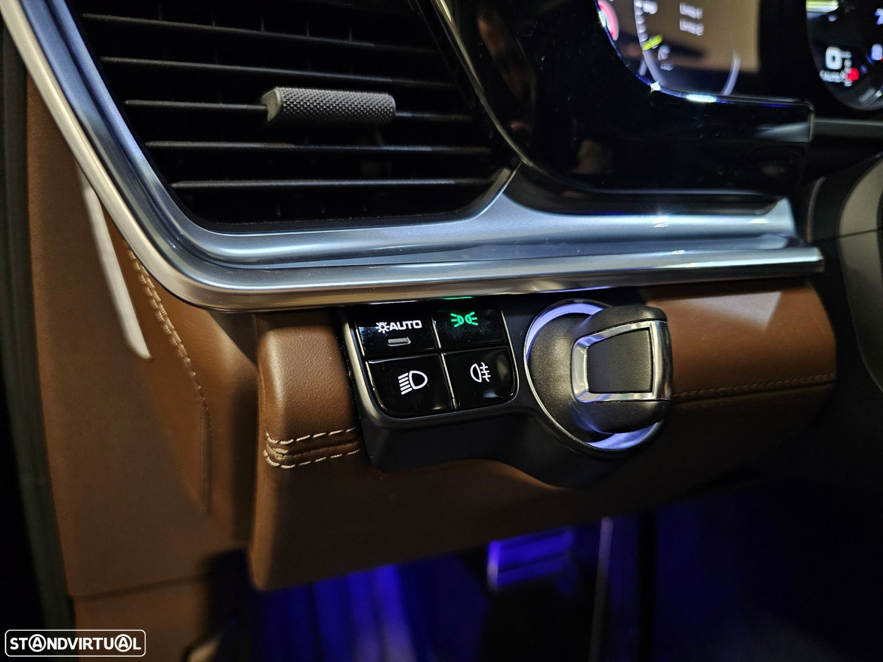 Porsche Panamera 4 E-Hybrid Platinum Edition - 26