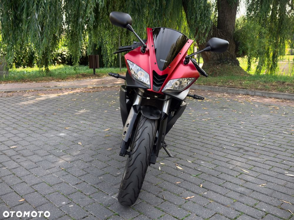 Yamaha YZF - 3