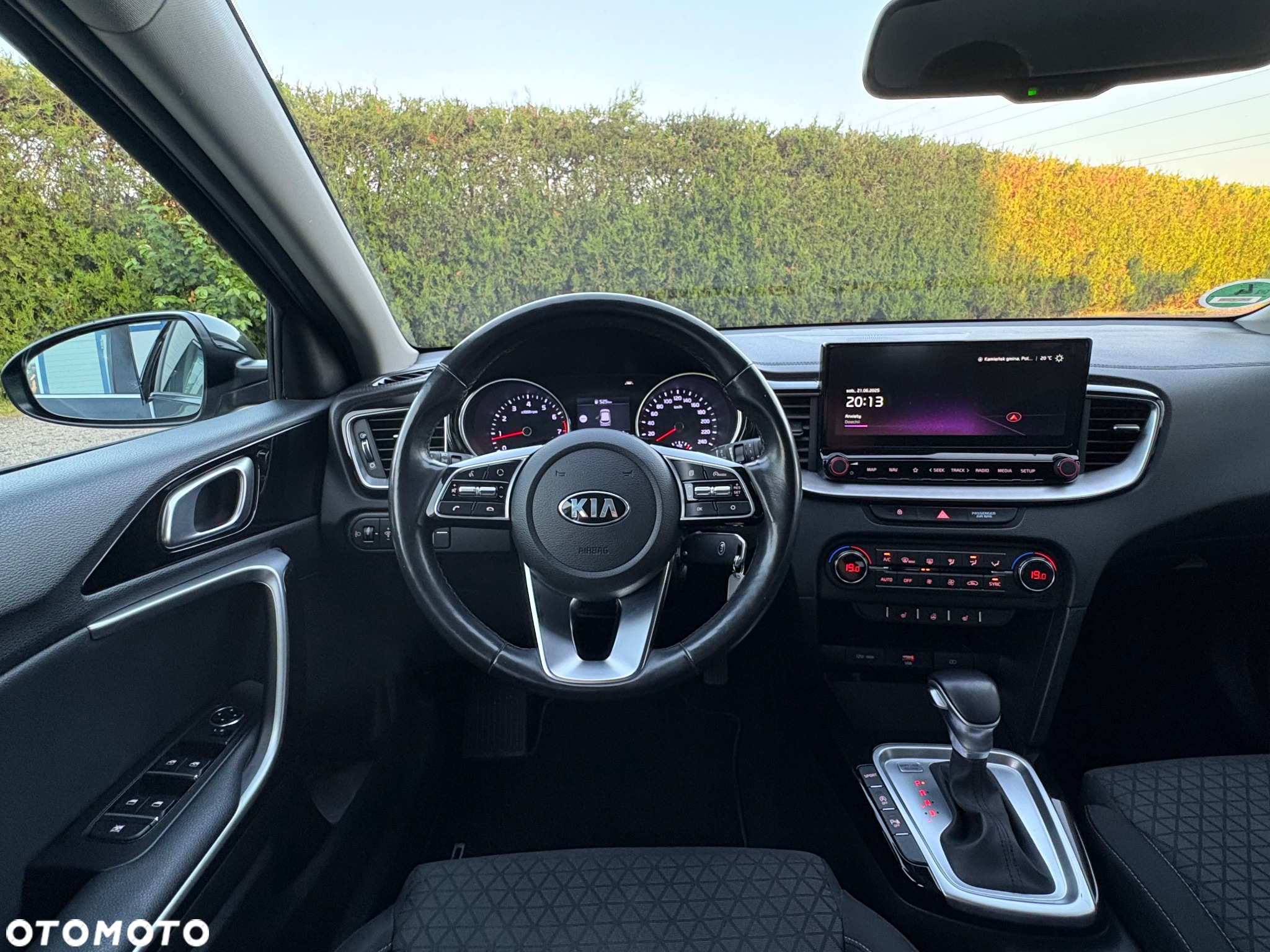 Kia Ceed 1.4 T-GDI DCT OPF Vision - 8