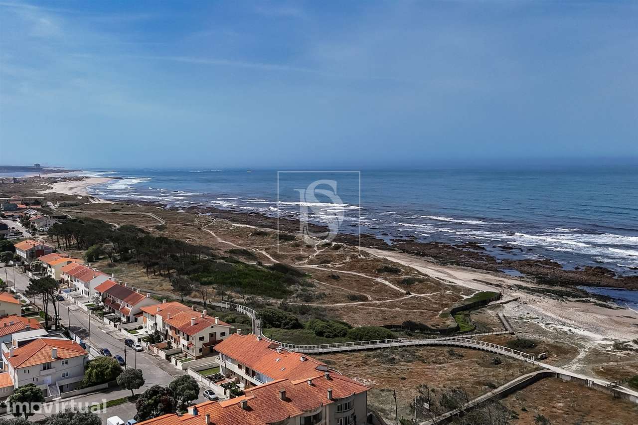 Moradia T3 na 1ª linha de praia, em Cepães, Esposende - Grande imagem: 4/42