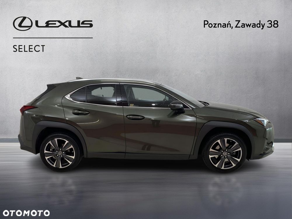 Lexus UX - 6